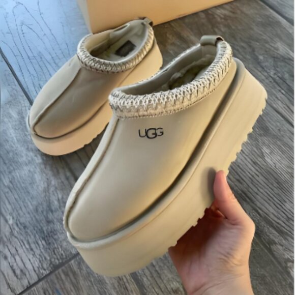UGG Shoes - UGG Tan Suede Platform Shoes